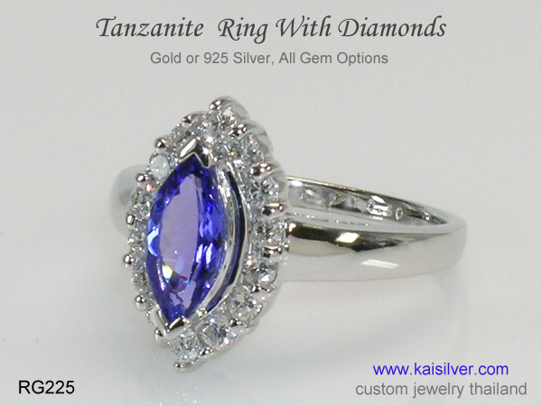 ring with tanzanite gemstone white gold